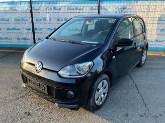 Schadeauto Volkswagen Up! 1.0 2014/4