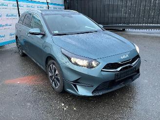 Kia Cee d Cee'd Station Vision 1.4 (103kW) Automaat | Camera | LM 16" | NAVI picture 3