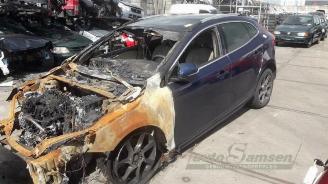 Salvage car Volvo V-40 V40 Cross Country (MZ), Hatchback 5-drs, 2012 / 2019 2.0 D2 16V 2015/9