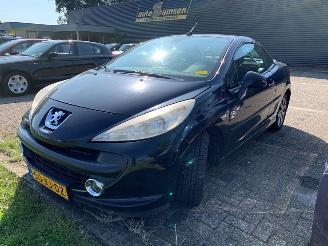 Damaged car Peugeot 207  2007/6