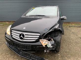 Auto incidentate Mercedes B-klasse  2005/12