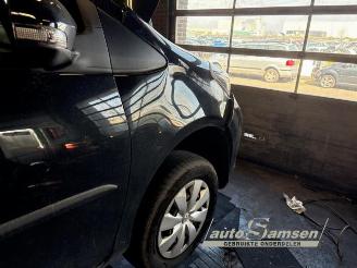 Toyota Yaris Yaris III (P13), Hatchback, 2010 / 2020 1.0 12V VVT-i picture 15