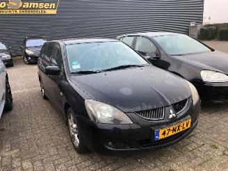 Coche accidentado Mitsubishi Lancer  2004/3