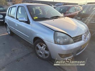 Vrakbiler auto Renault Clio Clio II (BB/CB), Hatchback, 1998 / 2016 1.4 16V 2007/5