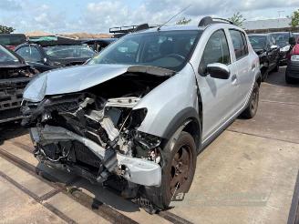 Coche siniestrado Dacia Sandero Sandero II, Hatchback, 2012 0.9 TCE 12V 2015/2