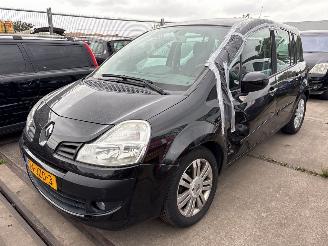 krockskadad bil auto Renault Modus  2009/10