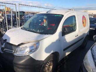 krockskadad bil auto Renault Kangoo  2015/3