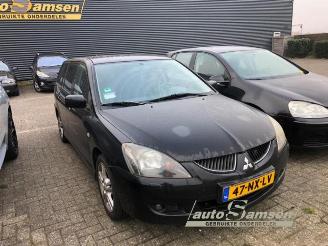 Vrakbiler auto Mitsubishi Lancer Lancer Wagon (CS/CT), Combi, 2003 / 2008 2.0 16V 2004/3