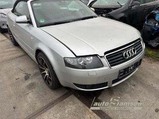 Vrakbiler auto Audi A4 A4 Cabriolet (B6), Cabrio, 2002 / 2005 3.0 V6 30V 2004/9