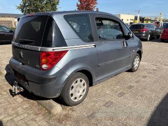 Peugeot 1007 1007 (KM), Hatchback 3-drs, 2004 / 2011 1.4 picture 6