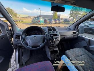 Mercedes Vito Vito (638.1/2), Bus, 1996 / 2003 2.2 CDI 110 16V picture 9