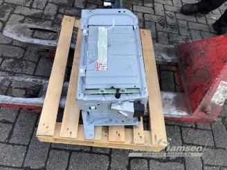 Toyota Yaris Yaris III (P13), Hatchback, 2010 / 2020 1.5 16V Hybrid picture 13