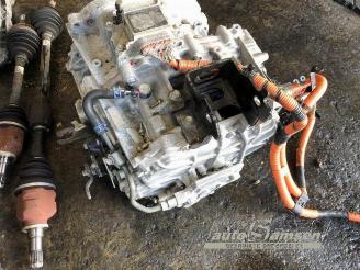 Toyota Yaris Yaris III (P13), Hatchback, 2010 / 2020 1.5 16V Hybrid picture 23