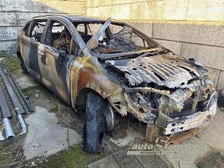 Salvage car Suzuki Swace Swace, Combi 5-drs, 2020 1.8 16V Hybrid 2020/12