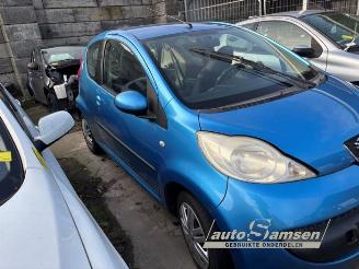 Autoverwertung Peugeot 107 107, Hatchback, 2005 / 2014 1.0 12V 2006/2