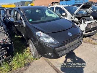 Coche siniestrado Renault Clio Clio III (BR/CR), Hatchback, 2005 / 2014 1.2 16V 75 2009/12