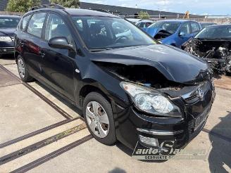 Vrakbiler auto Hyundai I-30 i30 Crosswagon (WWH), Combi, 2007 / 2012 1.4 CVVT 16V 2010/6