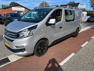 krockskadad bil bedrijf Renault Trafic TALENTO 2.0 DCI 107KW AUTOM. DC 6P L2H1 LANG KLIMA CAM 2021/7