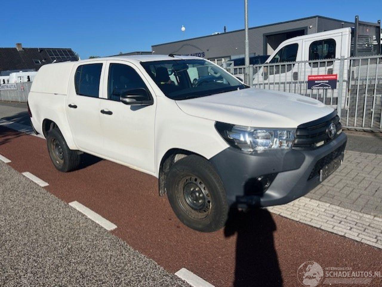 Toyota Hilux 2.4 D-4D 110KW DOUBLE CAB.  AIRCO KLIMA EURO6 4WD