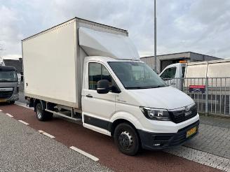krockskadad bil bedrijf Volkswagen Crafter MAN TGE 2.0 TDI 130KW KOFFER LAADKLEP DL  KLIMA AIRCO 2019/10