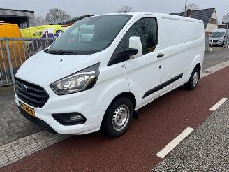krockskadad bil bedrijf Ford Transit Custom 2.0 TDCI 96KW L2H1 LANG AIRCO KLIMA EURO6 2022/11