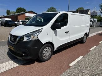 damaged commercial vehicles Renault Trafic NV300 2.0 DCI 125KW L2H1 LANG AUTOMAAT AIRCO KLIMA 2021/8
