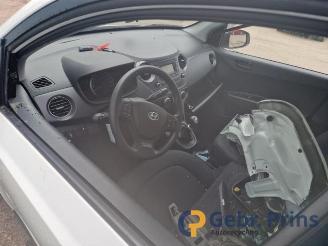 Hyundai I-10 i10 (B5), Hatchback, 2013 / 2019 1.0 12V picture 5