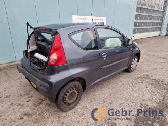 Peugeot 107 107, Hatchback, 2005 / 2014 1.0 12V picture 2