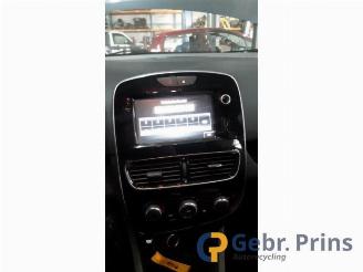 Renault Clio Clio IV Estate/Grandtour (7R), Combi 5-drs, 2012 / 2021 0.9 Energy TCE 90 12V picture 8