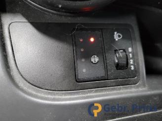 Chevrolet Spark Spark (M300), Hatchback, 2010 1.0 16V Bifuel picture 10