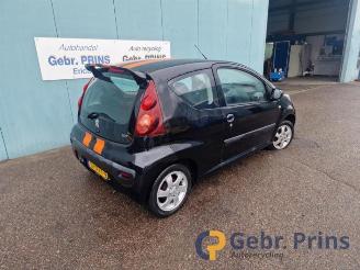 Peugeot 107 107, Hatchback, 2005 / 2014 1.0 12V picture 2