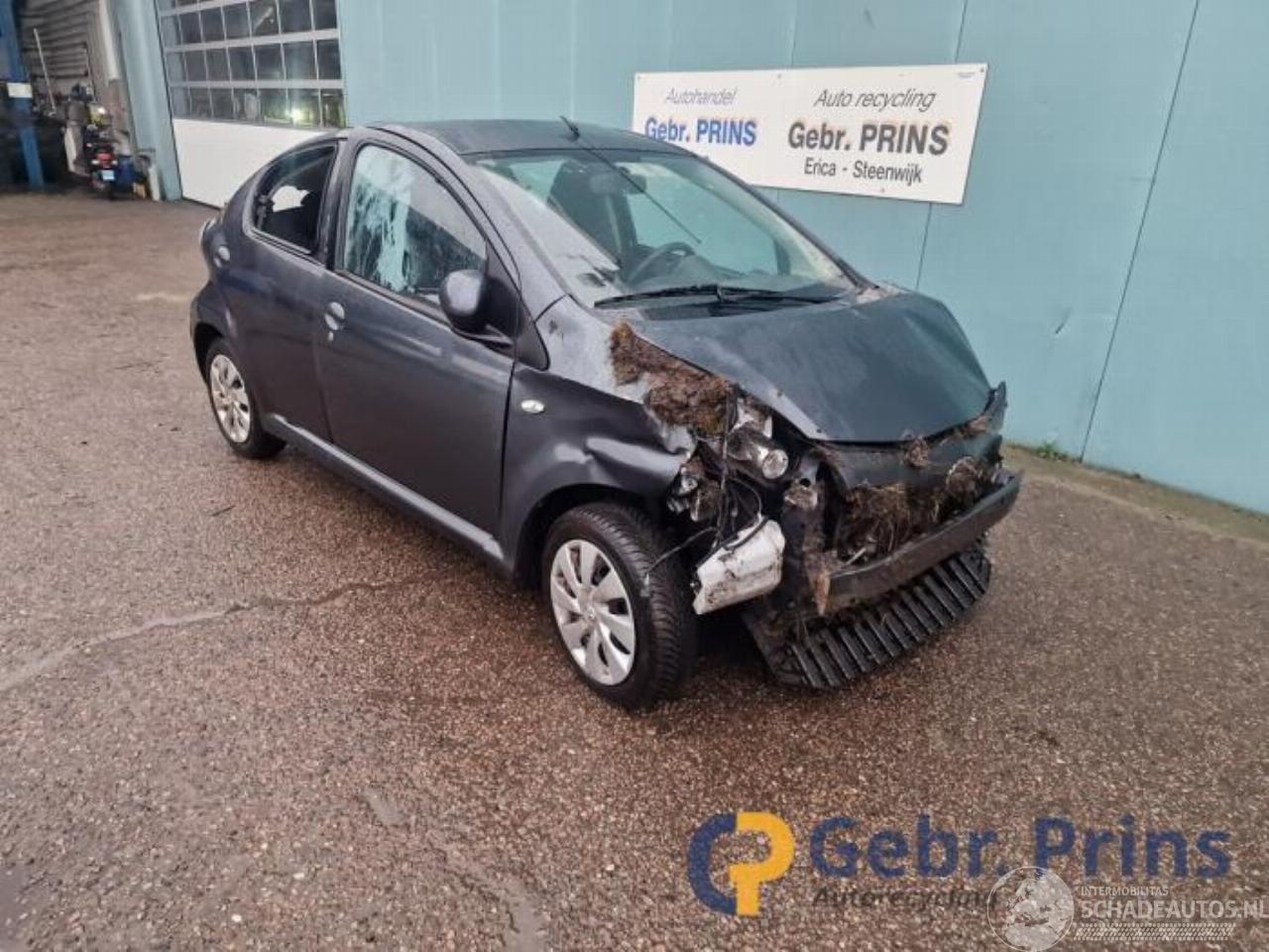 Toyota Aygo Aygo (B10), Hatchback, 2005 / 2014 1.0 12V VVT-i