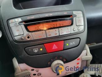 Peugeot 107 107, Hatchback, 2005 / 2014 1.0 12V picture 9