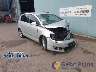 Salvage car Volkswagen Golf plus Golf Plus (5M1/1KP), MPV, 2005 / 2013 1.4 16V 2010/4