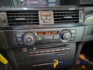 BMW 3-serie 3 serie (E90), Sedan, 2005 / 2011 320d 16V Corporate Lease picture 10