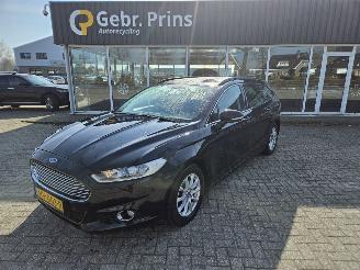 krockskadad bil auto Ford Mondeo 1.0 EcoBoost 12V Combi/o  Benzine 998cc 92kW (125pk) FWD 2016/1