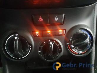 Peugeot 2008 2008 (CU), MPV, 2013 / 2019 1.2 12V e-THP PureTech 110 picture 8