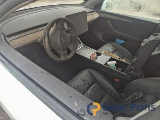 Tesla Model Y Model Y (5YJY), SUV, 2019 RWD picture 4