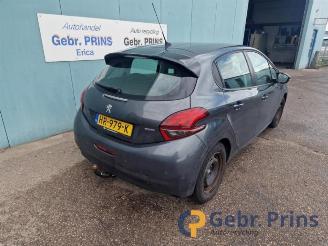 Vrakbiler auto Peugeot 208 208 I (CA/CC/CK/CL), Hatchback, 2012 / 2019 1.6 Blue HDi 100 2015/12