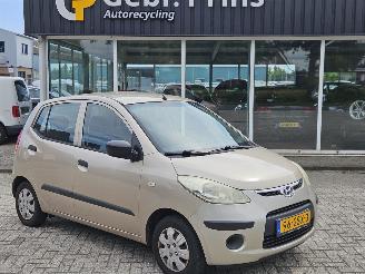 Auto incidentate Hyundai I-10 1.1i 12V Hatchback  Benzine 1.086cc 49kW (67pk) FWD 2008/8