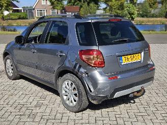 Suzuki SX4 1.6 16V 4x2 SUV  Benzine 1.590cc 88kW (120pk) FWD picture 5