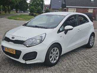 Kia Rio 1.2 CVVT 16V Hatchback  Benzine 1.248cc 63kW (86pk) FWD picture 7