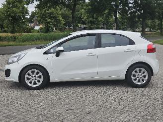 Kia Rio 1.2 CVVT 16V Hatchback  Benzine 1.248cc 63kW (86pk) FWD picture 6