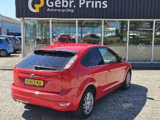 Avarii autoturisme Ford Focus 1.4 16V Hatchback  Benzine 1.388cc 59kW (80pk) 2008/5