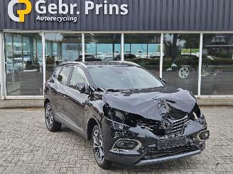Voiture accidenté Renault Kadjar 1.3 TCE 140 FAP 16V SUV  Benzine 1.332cc 103kW (140pk) 2022/5