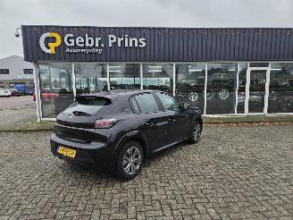 krockskadad bil auto Peugeot 208 e-208 50 kWh Hatchback 4Dr Elektrisch  100kW (136pk) FWD 2023/9