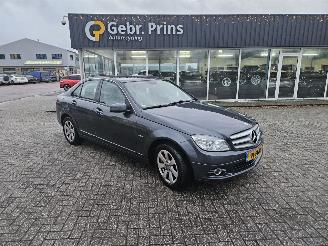 Coche accidentado Mercedes C-klasse 2.2 C-180 CDI 16V BlueEFFICIENCY Sedan 4Dr Diesel 2.148cc 88kW (120pk) RWD 2011/1