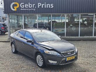 Unfallwagen Ford Mondeo 2.0 16V Hatchback  Benzine 1.999cc 107kW (145pk) 2008/6