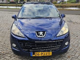Peugeot 207 1.4 16V VTi Hatchback  Benzine 1.397cc 70kW (95pk) FWD picture 3