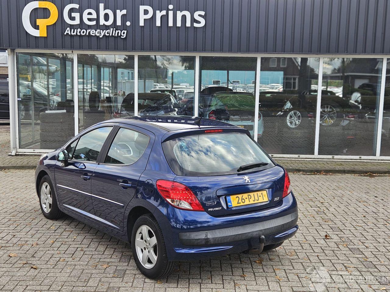 Peugeot 207 1.4 16V VTi Hatchback  Benzine 1.397cc 70kW (95pk) FWD